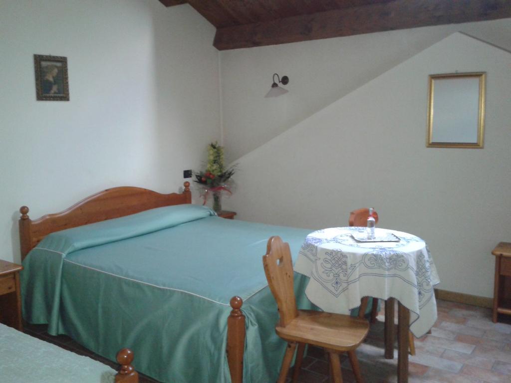 Agriturismo Il Palazzone Montegalda Rum bild